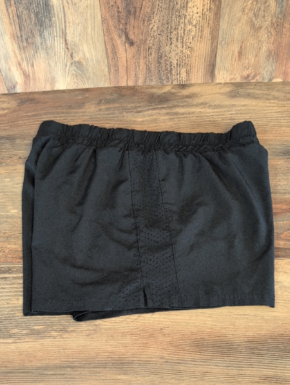 Daisy Fuentes Black Athletic Elastic-Waist Lined Shorts L          Q225